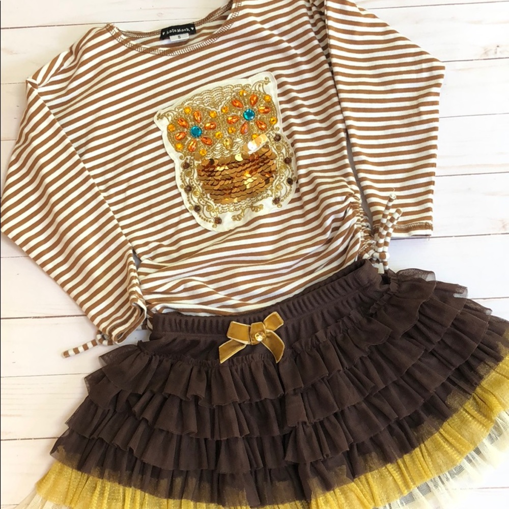 Kate Mack outfit